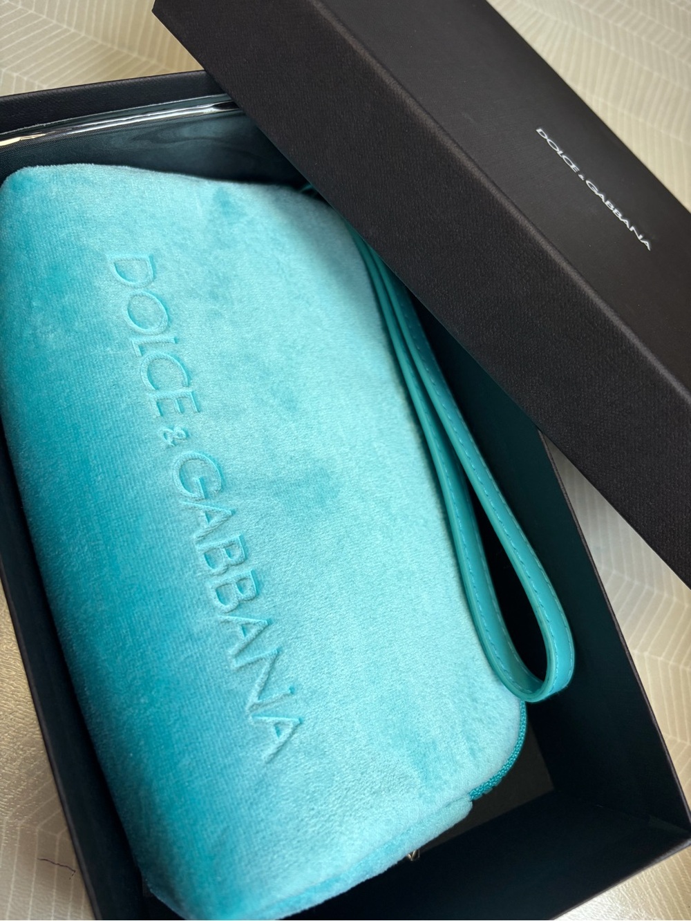 Dolce & Gabbana Eyeglass Holder Wristlet Pouch with Zipper Bright Blue New